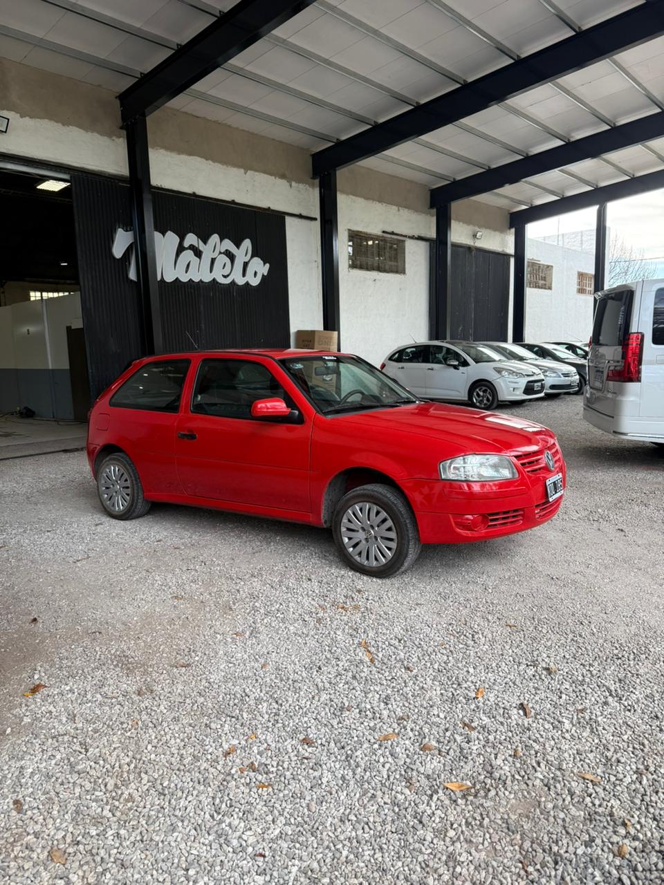 VOLKSWAGEN - GOL POWER  1.4   GNC  - MANUAL   - 2011
